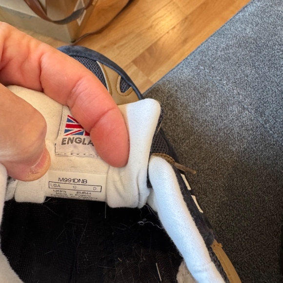 LIKE NEW New Balance 991 20th Anniversary Sneakers main image 4